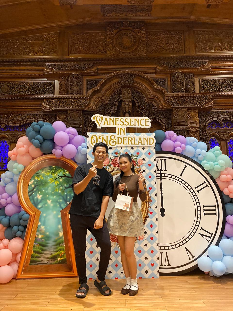Dekorasi Vanessa Zee Indonesia Idol Wonderland oleh Fazza Dekorasi